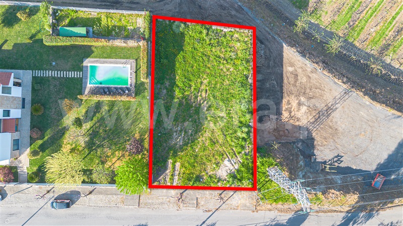 Terreno para Construção / Felgueiras, Margaride (Santa Eulália), Várzea, Lagares, Varziela e Moure