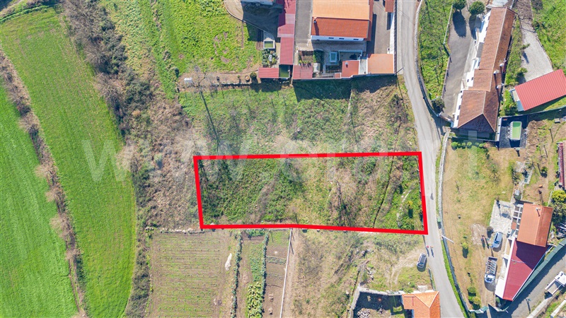 Terreno para Construção / Felgueiras, Unhão e Lordelo