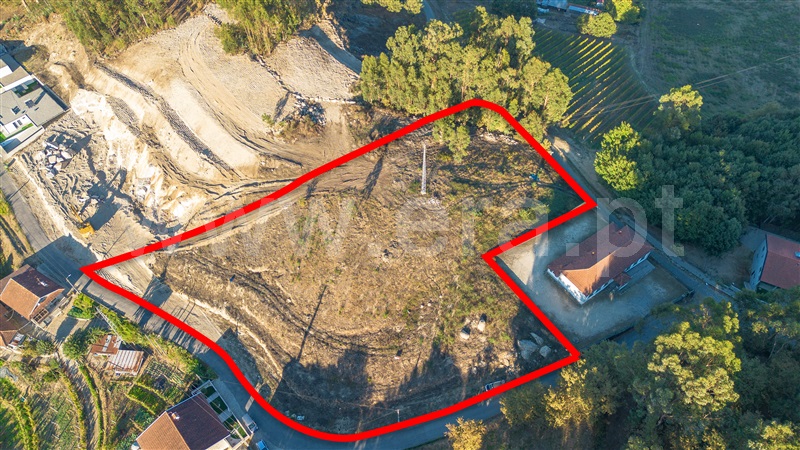 Terreno para Construção / Felgueiras, Unhão e Lordelo