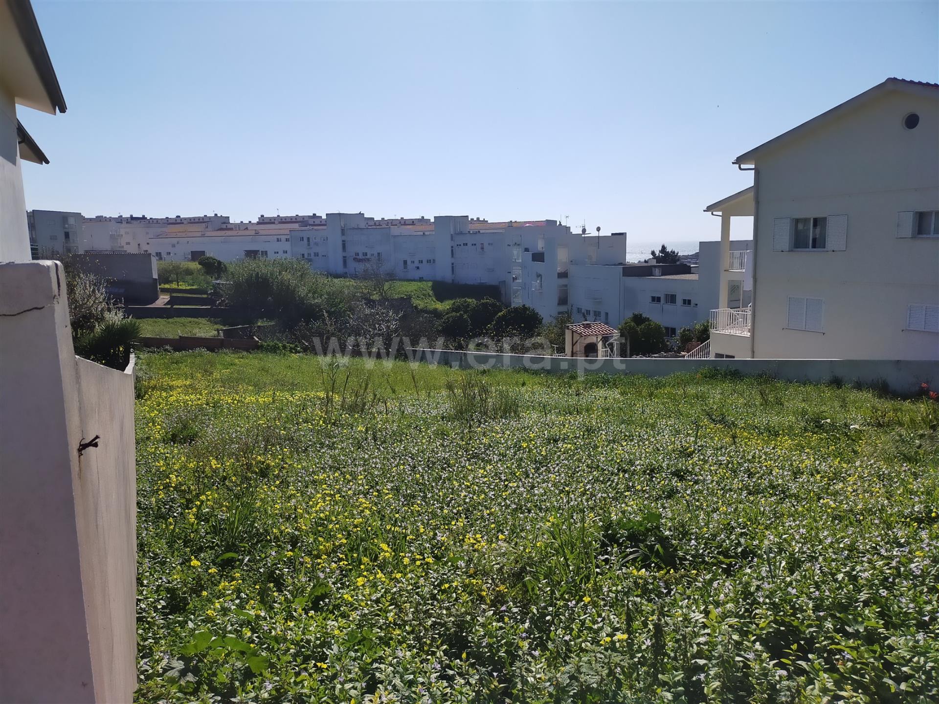 Land for sale in Figueira da Foz, Portugal — €140,000