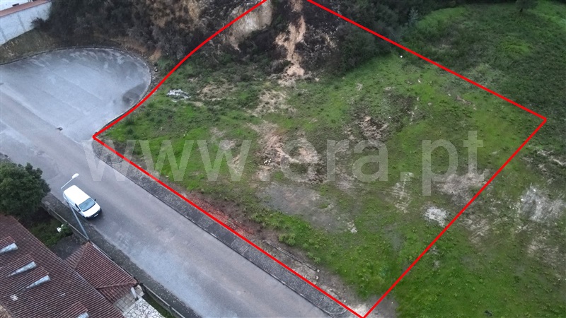 Terreno para Construção / Figueiró dos Vinhos, Figueiró dos Vinhos e Bairradas