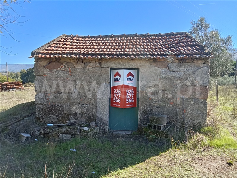 Terreno / Gouveia, São Paio