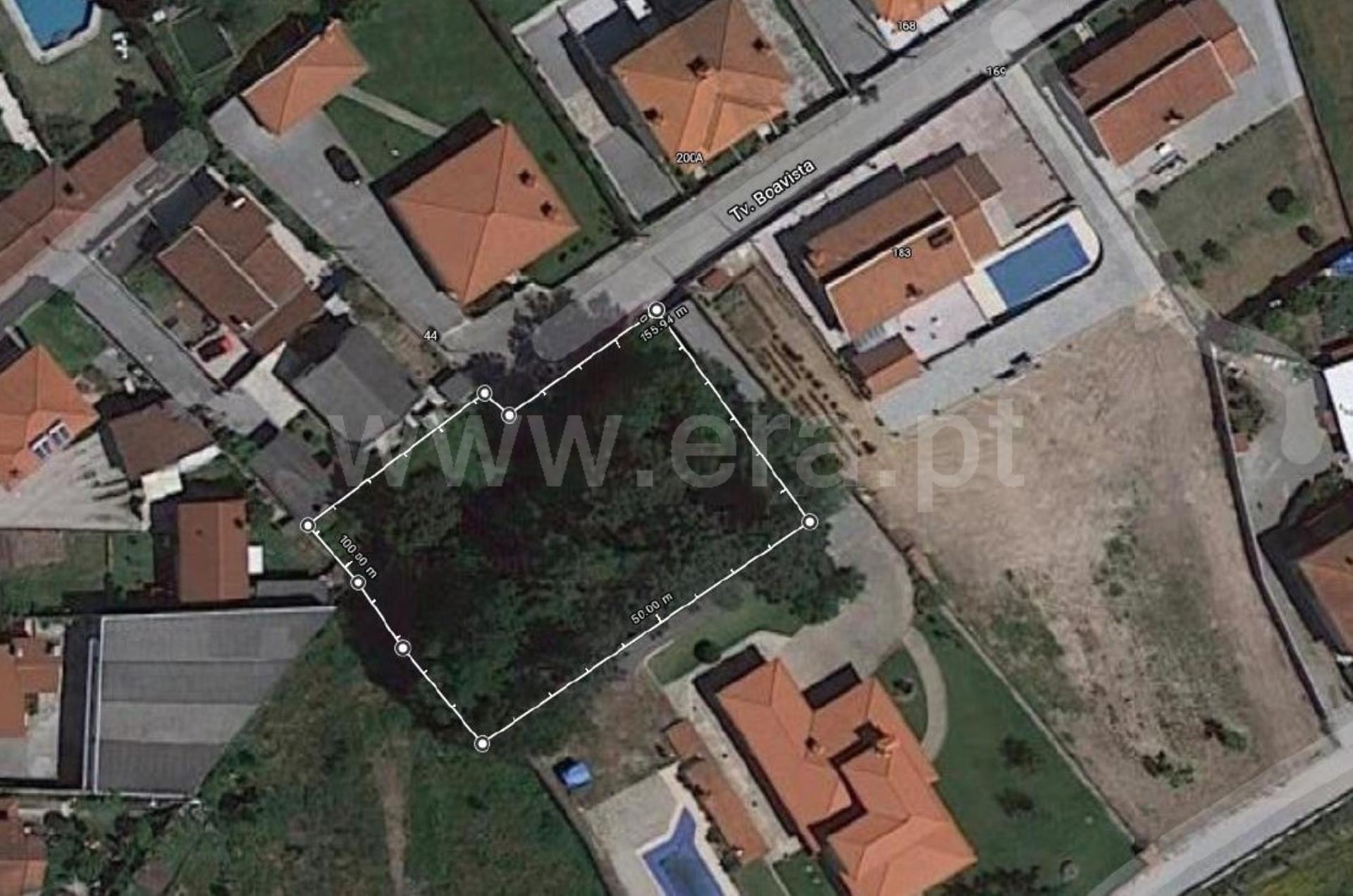Land for sale in Guimarães, Portugal — €87,500