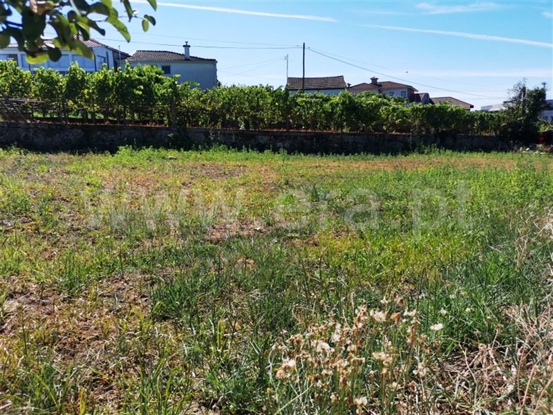 Terreno para Construção / Guimarães, Caldelas