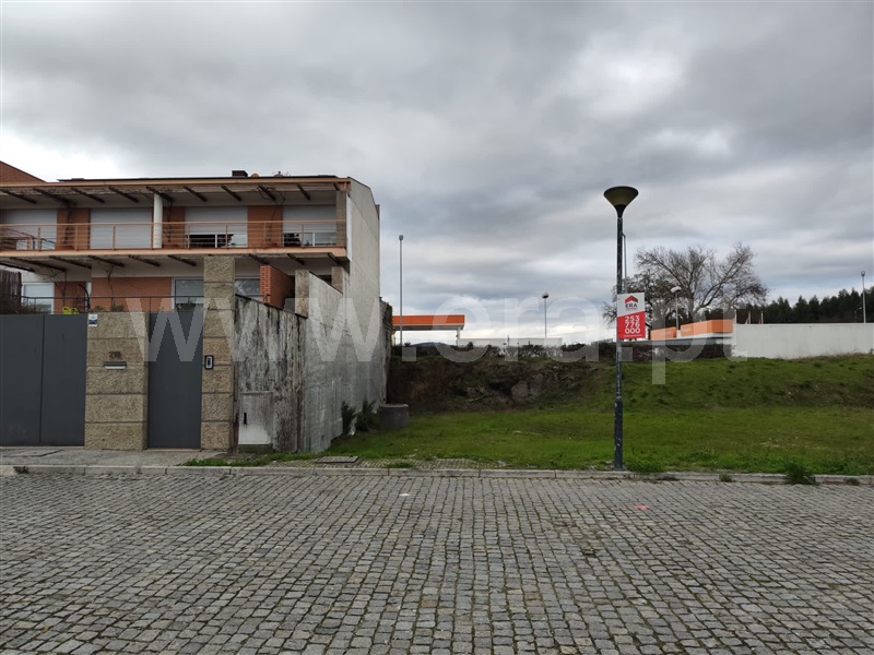 Terreno para Construção / Guimarães, Mesão Frio