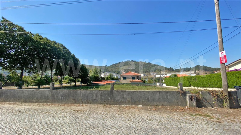 Terreno para Construção / Guimarães, Moreira de Cónegos