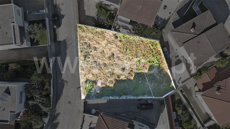 Terreno para Construção / Guimarães, Nespereira