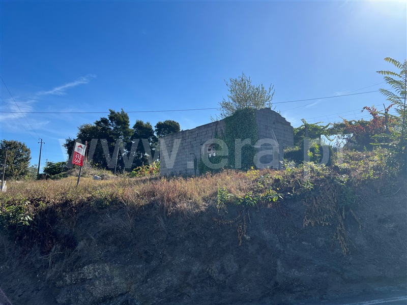 Terreno para Construção / Guimarães, Prazins Santo Tirso e Corvite