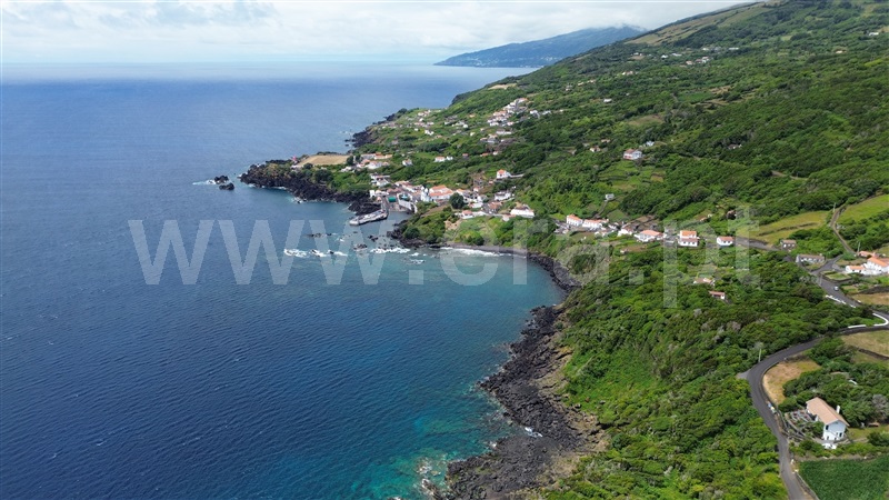 Terreno para Construção / Lajes do Pico, Calheta de Nesquim