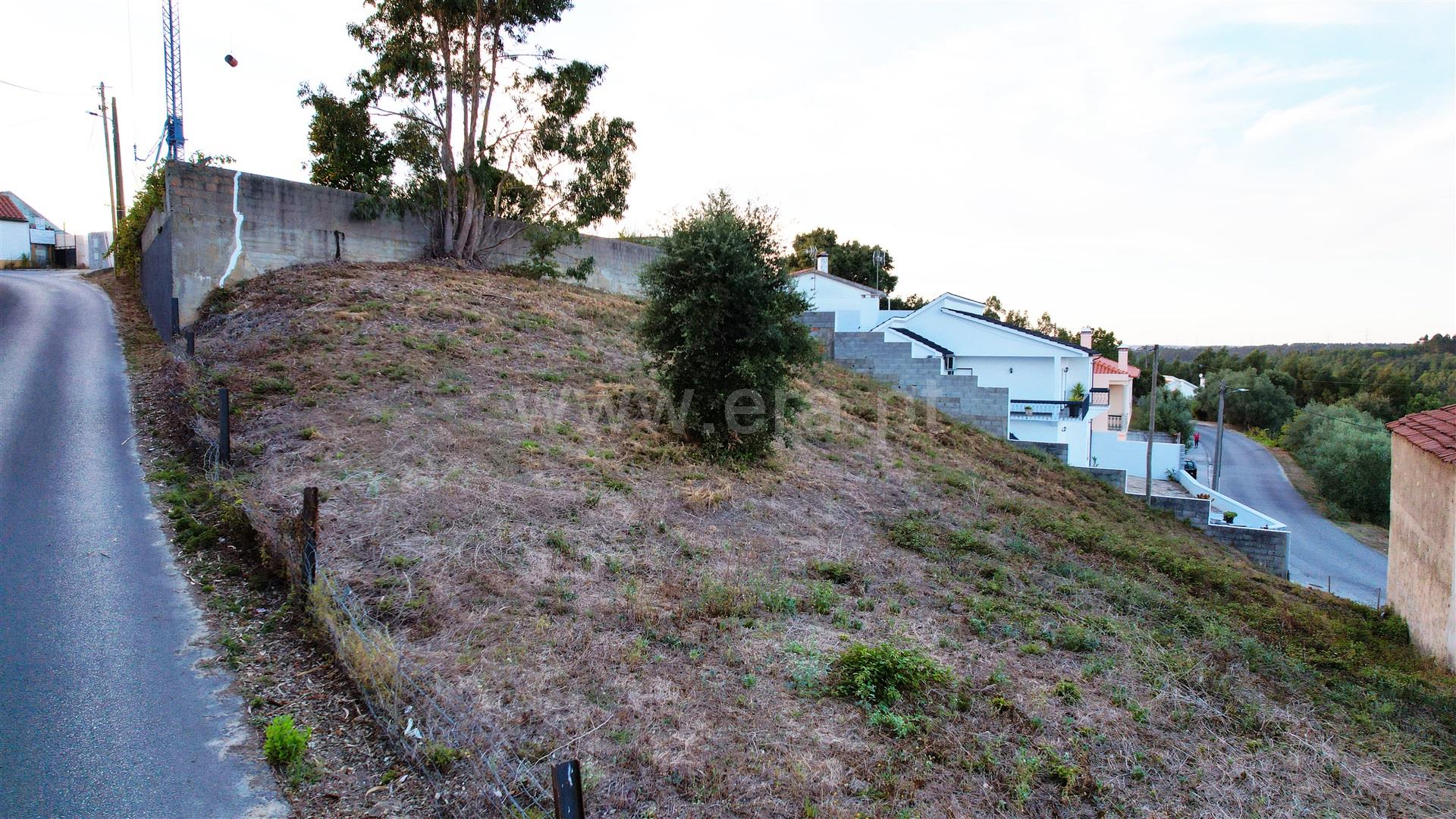 Land for sale in Leiria, Portugal — €50,000