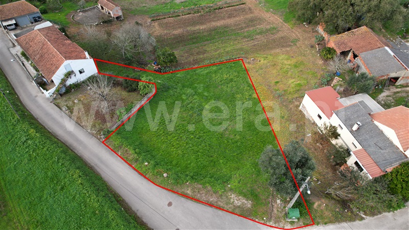 Terreno para Construção / Leiria, Santa Catarina da Serra e Chainça