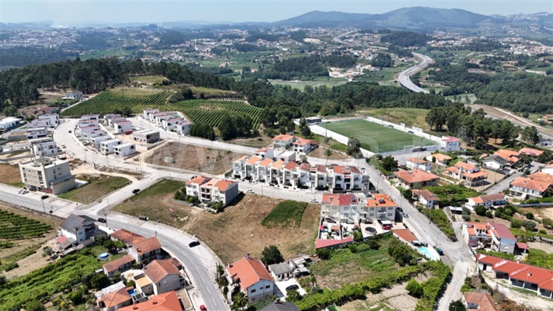 Terreno para Construção / Lousada, Caíde de Rei