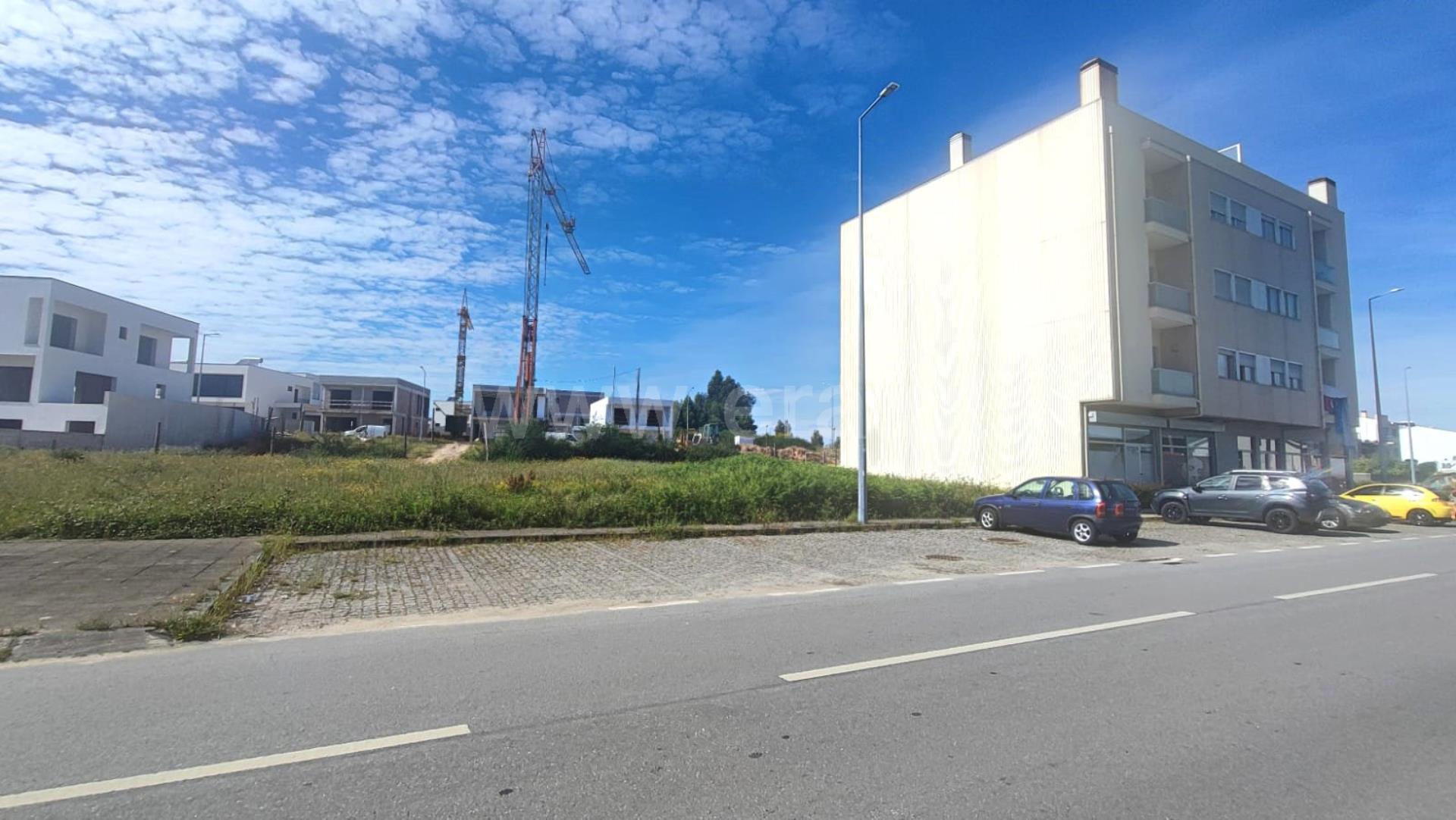 Land for sale in Lousada, Portugal — €85,000