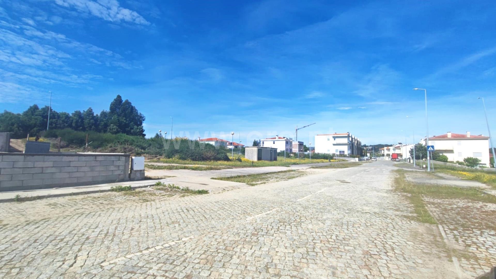 Land for sale in Lousada, Portugal — €55,000