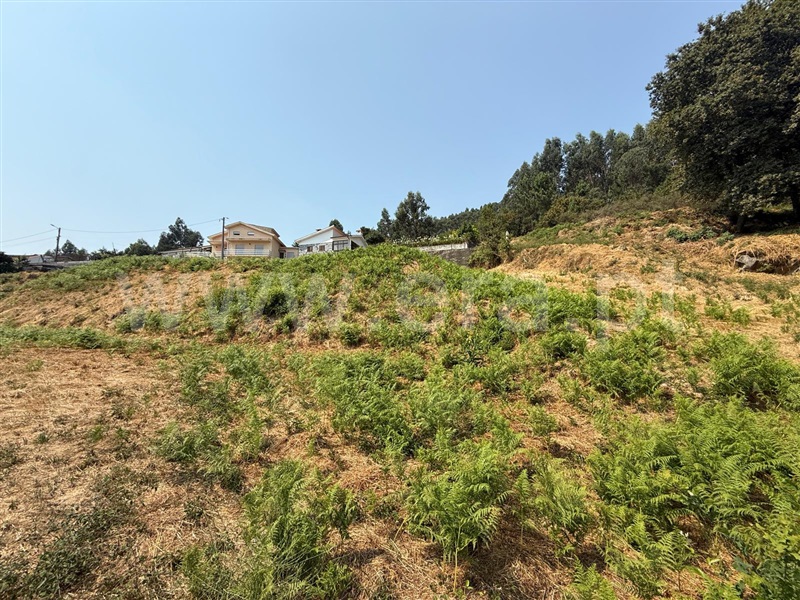 Terreno para Construção  Lousada, Cernadelo e Lousada (São Miguel e Santa Margarida) - 1502429 - 3