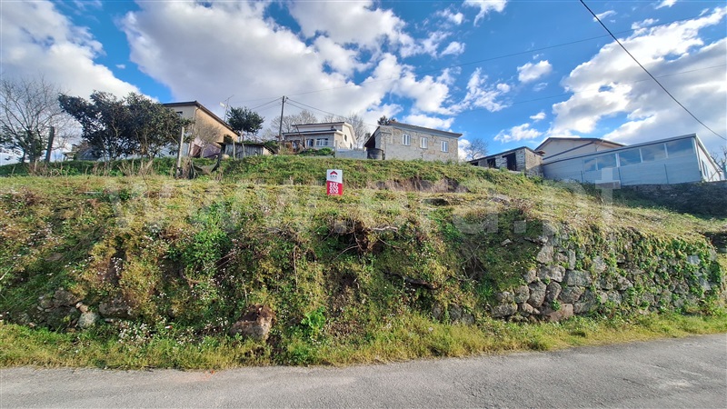 Terreno para Construção / Lousada, Figueiras e Covas