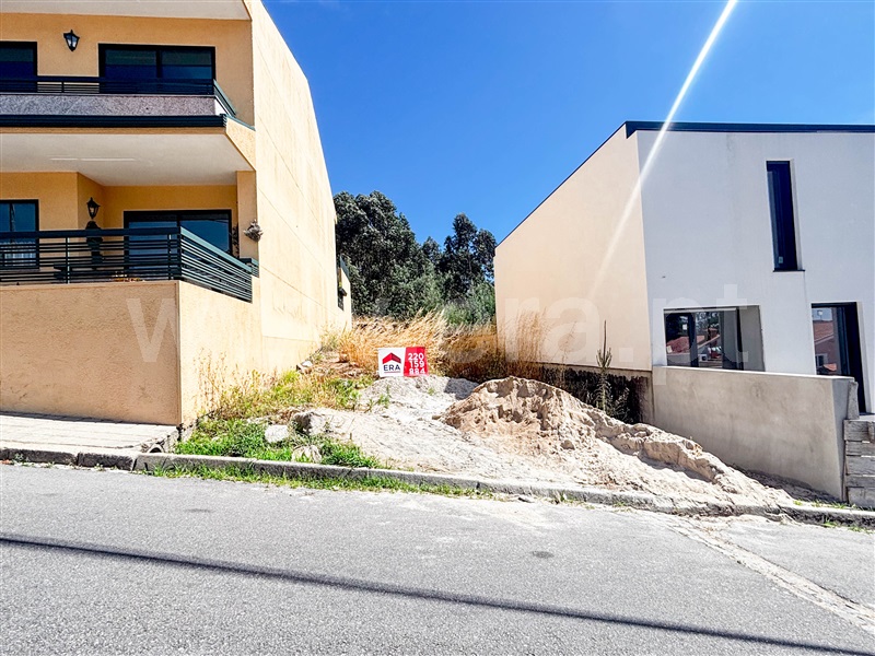 Terreno para Construção / Maia, Milheirós