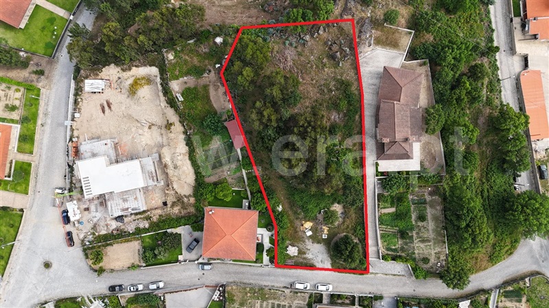 Terreno para Construção / Marco de Canaveses, Alpendorada, Várzea e Torrão