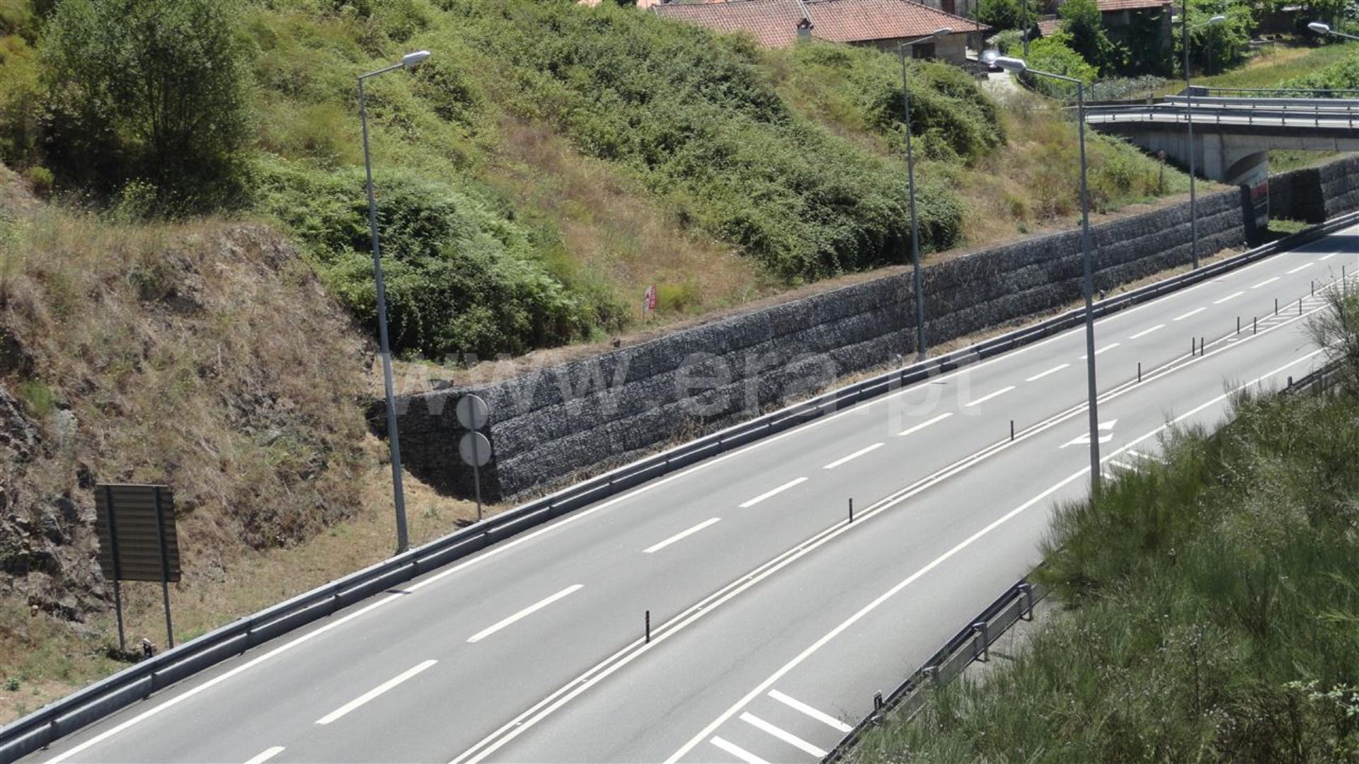 Land for sale in Marco de Canaveses, Portugal — €800,000