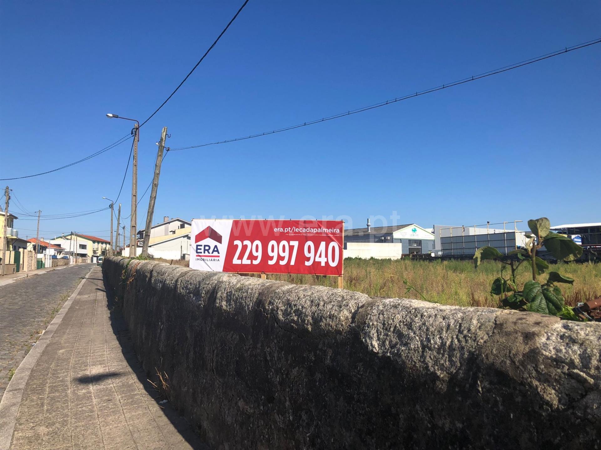 Land for sale in Matosinhos, Portugal — €790,000