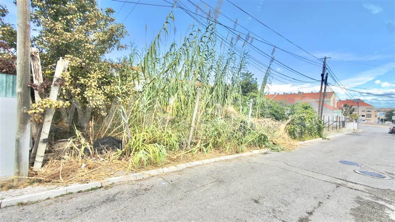 Terreno para Construção / Moita, Baixa da Banheira e Vale da Amoreira