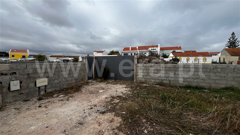 Terreno para Construção / Moita, Gaio-Rosário e Sarilhos Pequenos