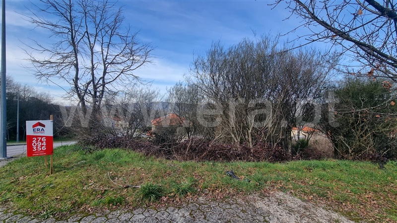 Terreno para Construção / Montalegre, Montalegre e Padroso