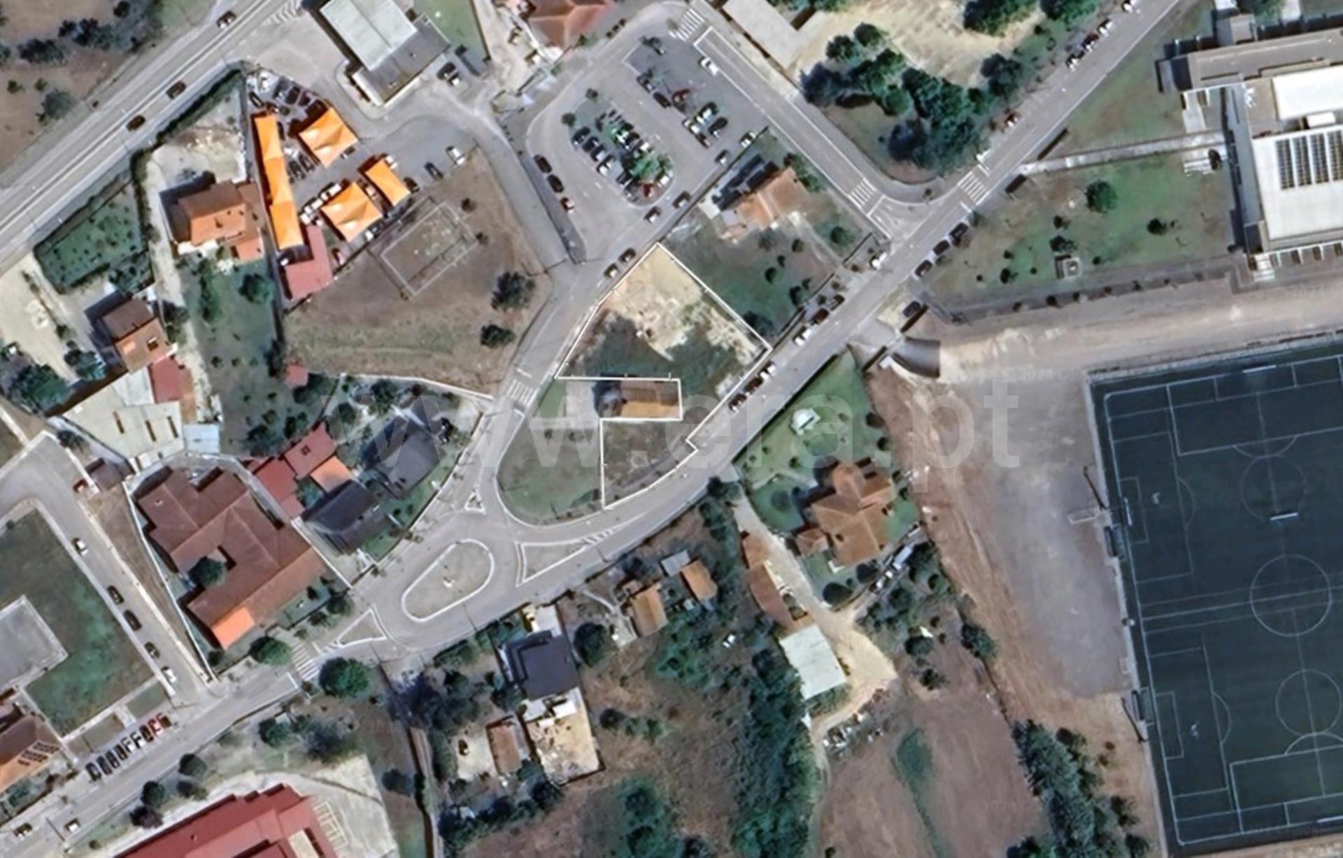 Land for sale in Montemor-o-Velho, Portugal — €99,000