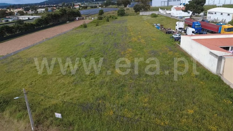 Terreno para Construção / Nazaré, Famalicão