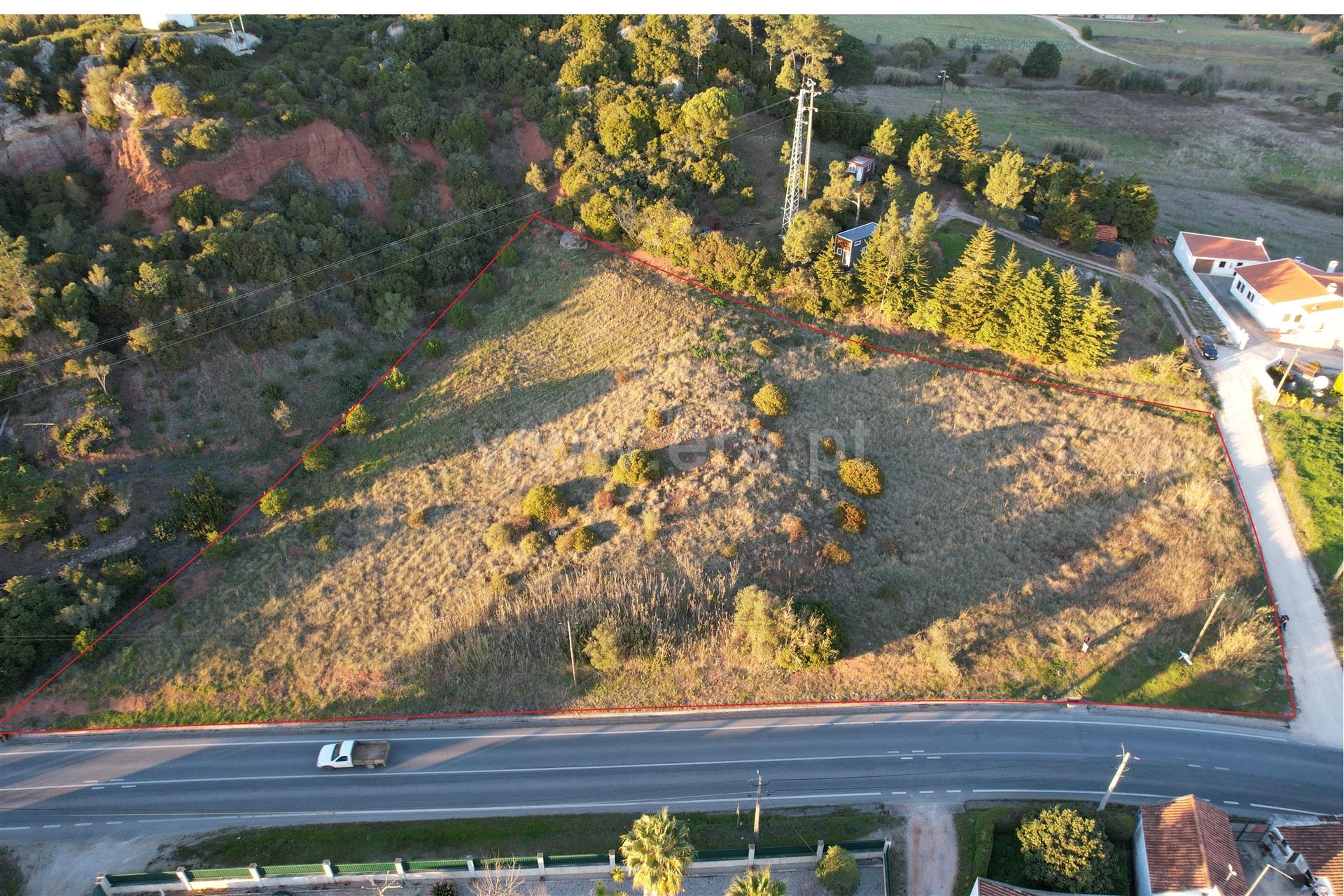 Land for sale in Óbidos, Portugal — €104,000