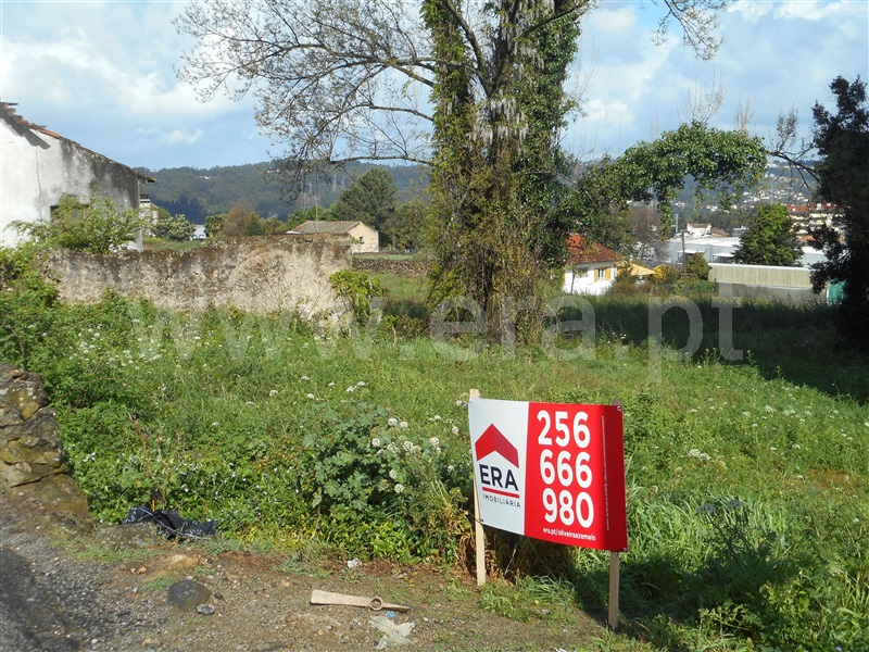 Terreno para Construção / Oliveira de Azeméis, Oliveira de Azeméis, Santiago de Riba-Ul, Ul, Macinhata da Seixa e Madail