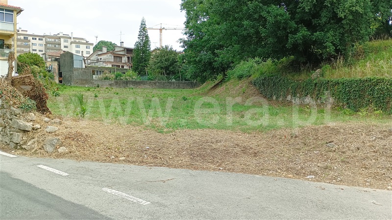 Terreno para Construção / Oliveira de Azeméis, Oliveira de Azeméis, Santiago de Riba-Ul, Ul, Macinhata da Seixa e Madail