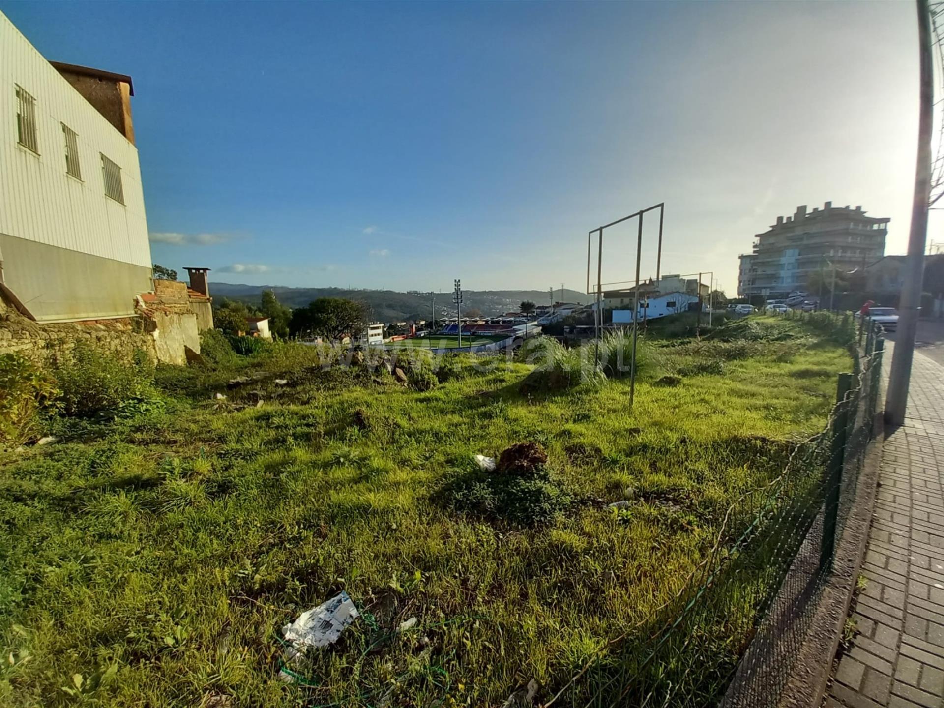 Land for sale in Oliveira de Azeméis, Portugal — €430,000