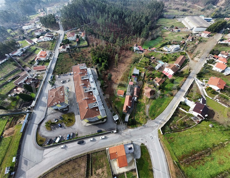 Terreno para Construção / Oliveira de Azeméis, Ossela