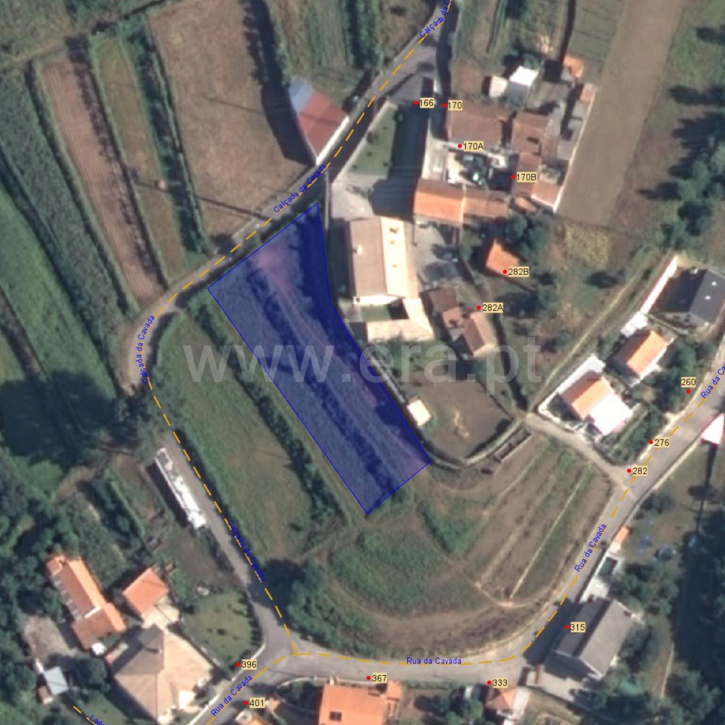 Land for sale in Oliveira de Azeméis, Portugal — €50,000