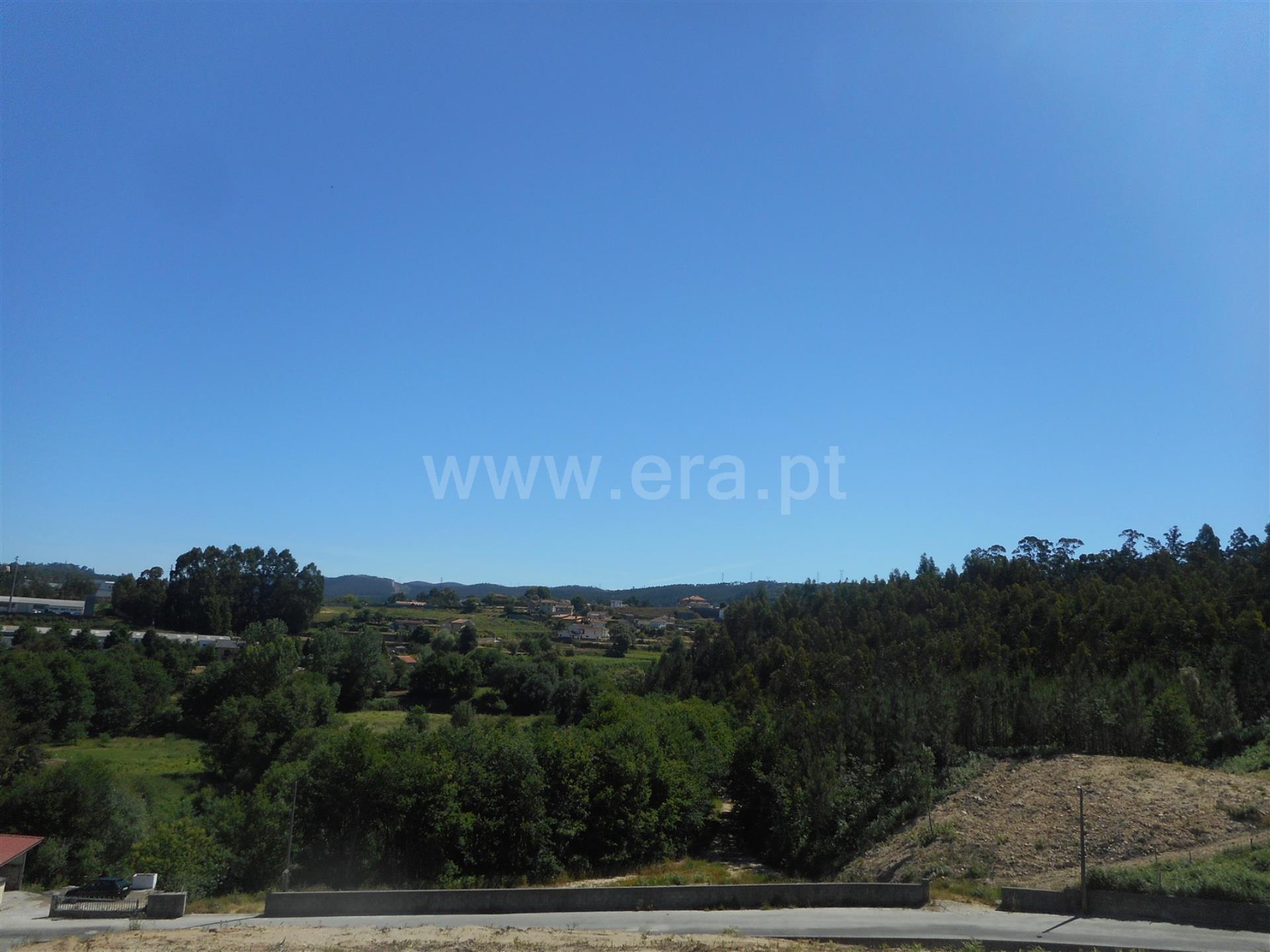 Land for sale in Oliveira de Azeméis, Portugal — €315,000