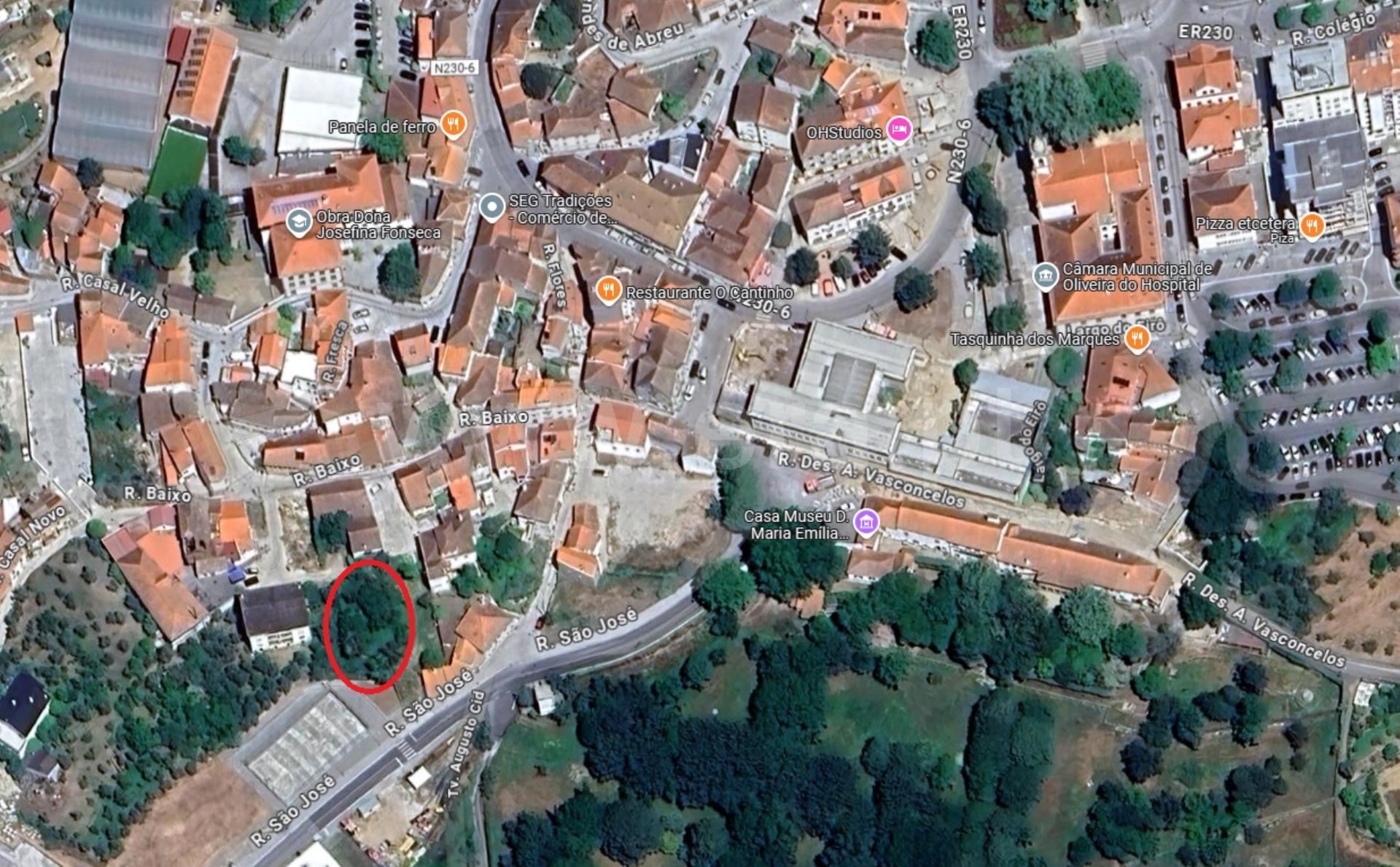 Land for sale in Oliveira do Hospital, Portugal — €85,000