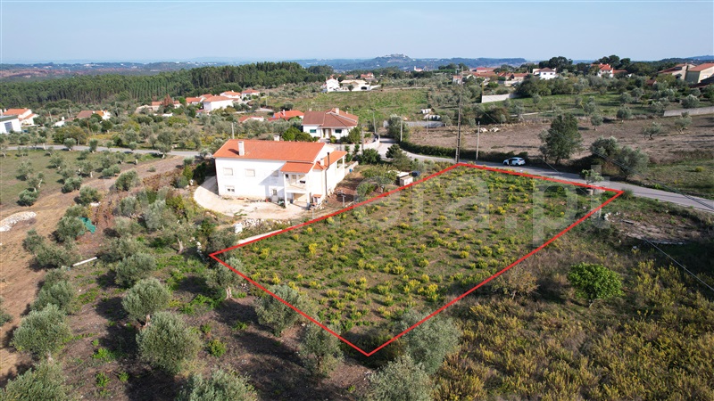 Terreno para Construção / Ourém, Atouguia