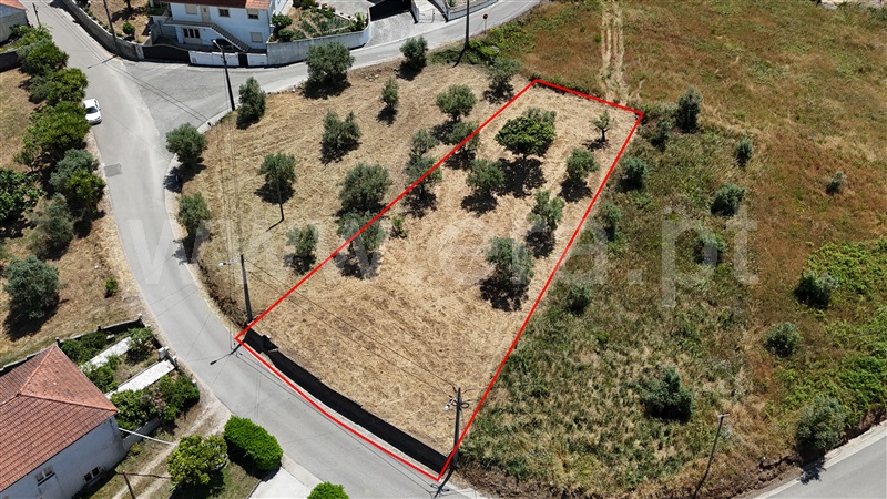 Terreno para Construção / Ourém, Atouguia