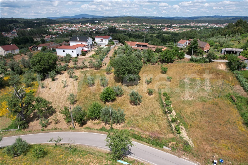 Terreno para Construção / Ourém, Caxarias