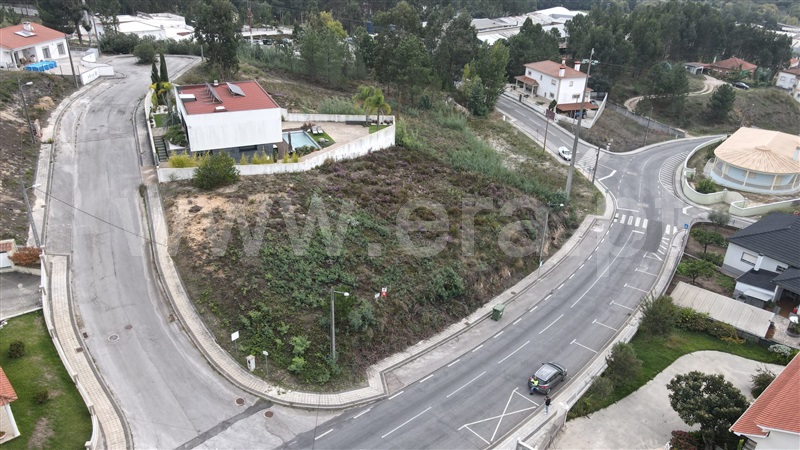 Terreno para Construção / Ourém, Caxarias