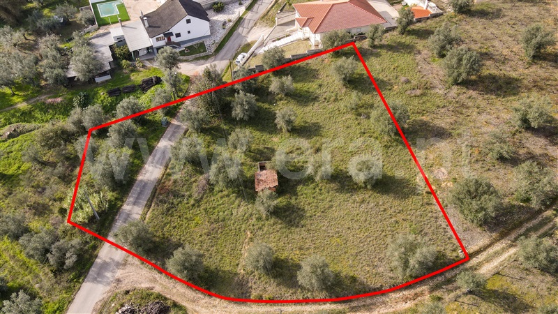 Terreno para Construção / Ourém, Caxarias