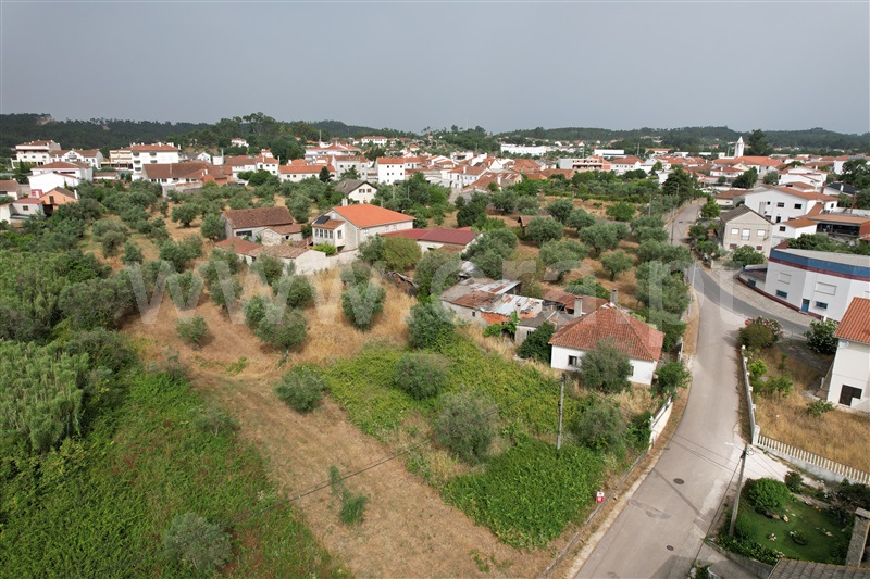 Terreno para Construção / Ourém, Freixianda, Ribeira do Fárrio e Formigais