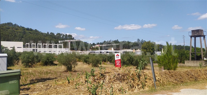 Terreno para Construção / Ourém, Gondemaria e Olival