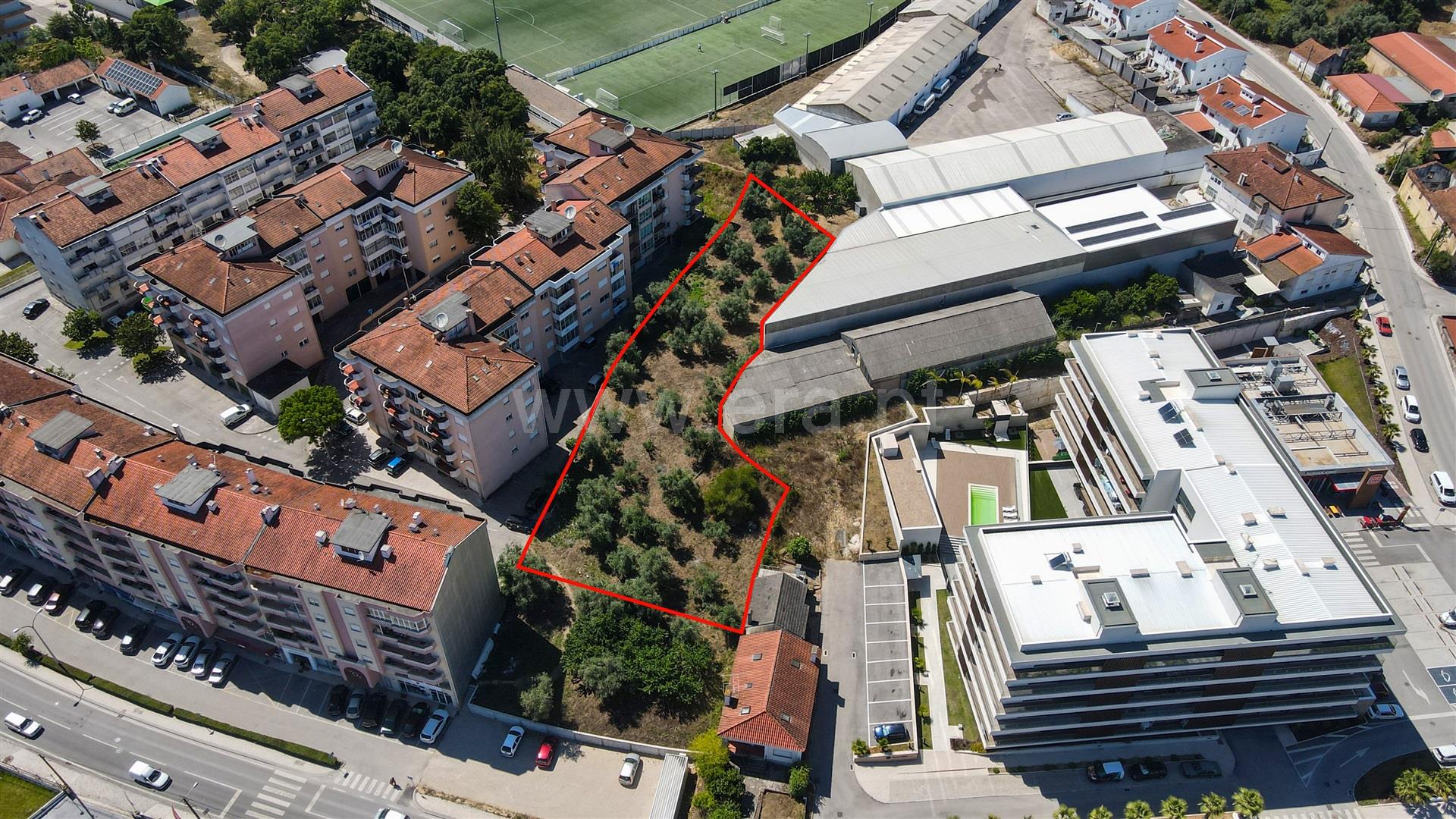 Land for sale in Ourém, Portugal — €99,000