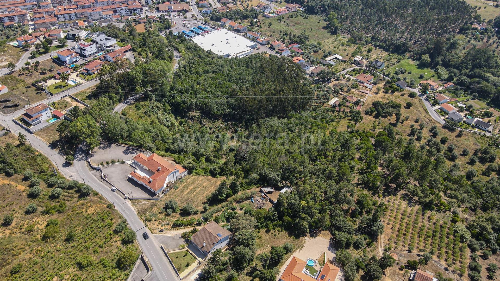 Land for sale in Ourém, Portugal — €69,000