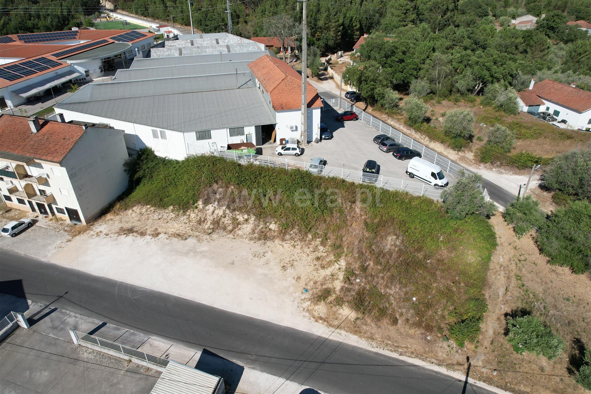 Land for sale in Ourém, Portugal — €58,000