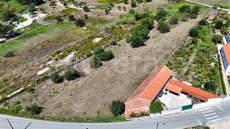 Terreno para Construção / Ourém, Rio de Couros e Casal dos Bernardos