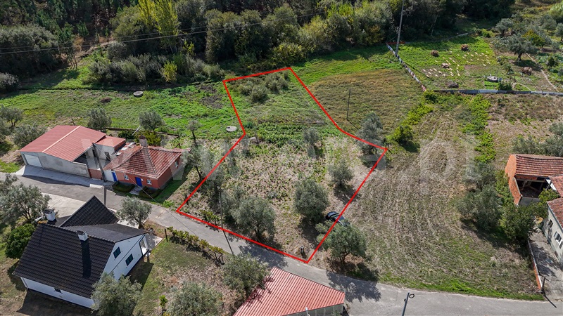 Terreno para Construção / Ourém, Urqueira