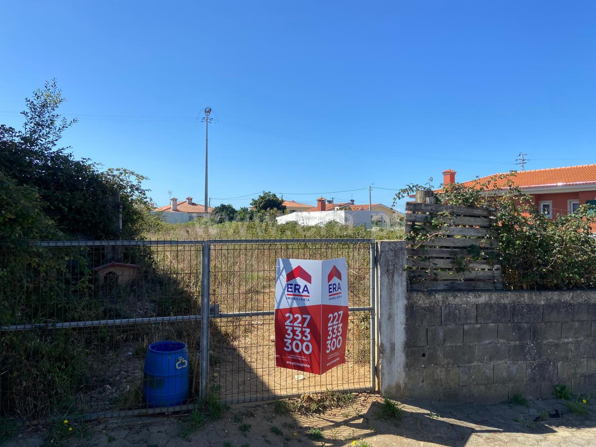 Land for sale in Ovar, Portugal — €65,000